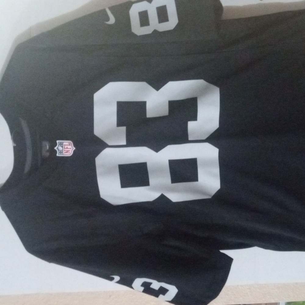 Raiders jersey medium size NFL players Waller number 83